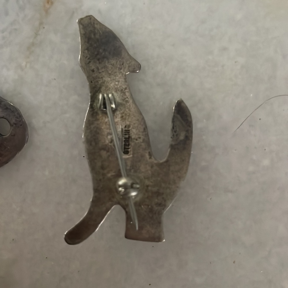 Authentic Turquoise Wolf Brooches - image 3